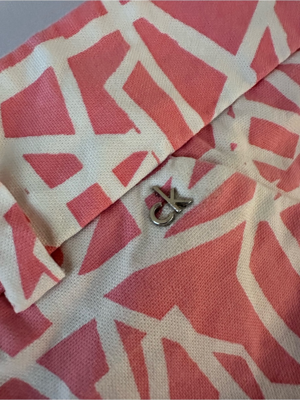 Calvin Klein Pink White Patterned Shorts - Size 14 - Picture 4 of 6